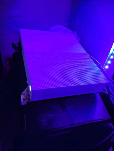 Xbox one s - Thumbnail 1