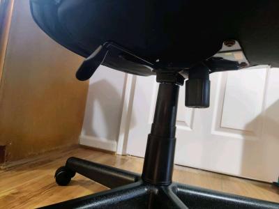 Office Desk Chair - Thumbnail 4