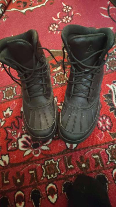 Nike boots - Thumbnail 2