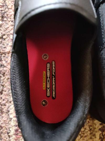 Sketchers Mens Work shoes Non slip Sz 9 - Thumbnail 3