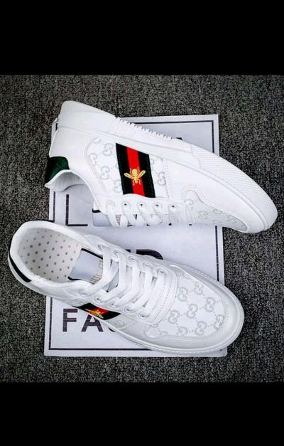 SPORTS SPRING WOMENMAN US SUZE 11 - Thumbnail 3