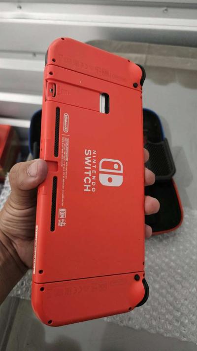 Nintendo Switch - Thumbnail 3