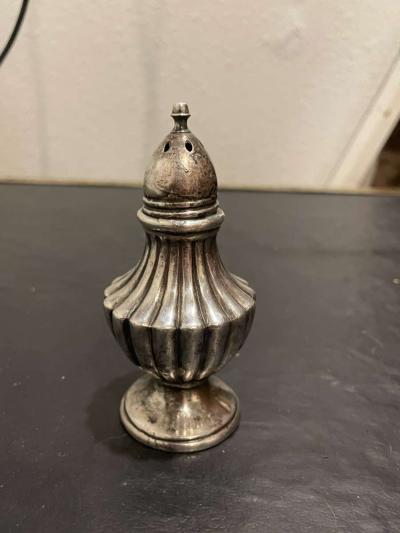 Weidlich Bros Mfg Co Salt Shaker - Thumbnail 2