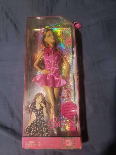 Fashion Fever 2007 Barbie - Thumbnail 3