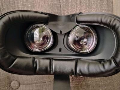 Meta quest 2 - Thumbnail 5