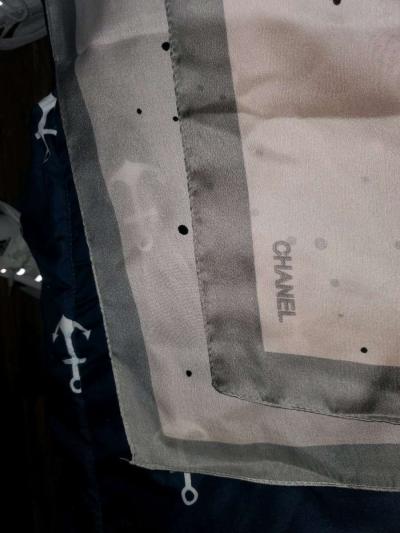 Chanel Elegant Pink and Gray Scarf - Thumbnail 2