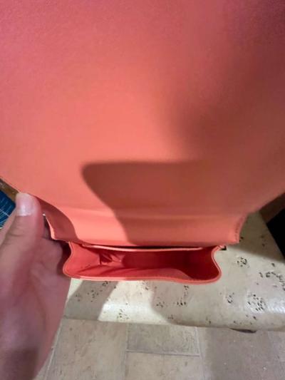 womens Chanel hand bag - Thumbnail 2