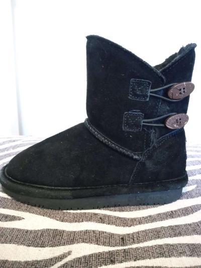 Bearpaw Kids Boots Size 10 Black  Great Condition - Thumbnail 2