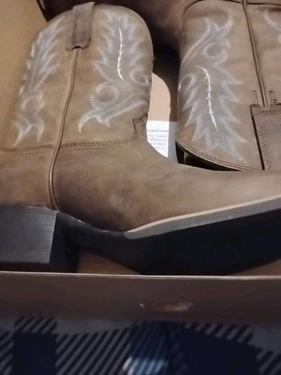 Ariat sport outfitter size 8 EE wide cowboy boots - Thumbnail 5