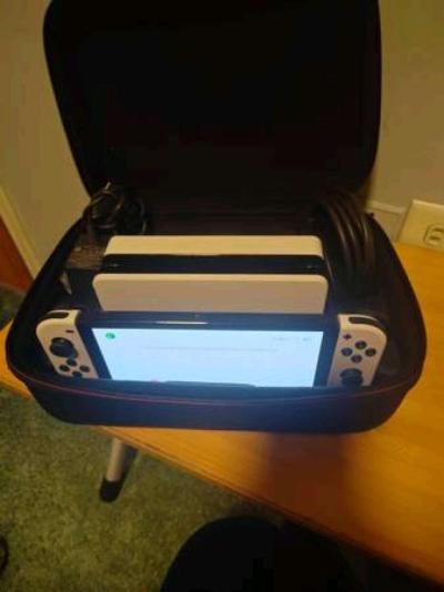 Nintendo switch - Thumbnail 3