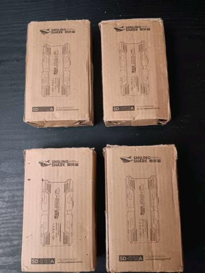 SMILING SHARK POWER BANK - Thumbnail 2