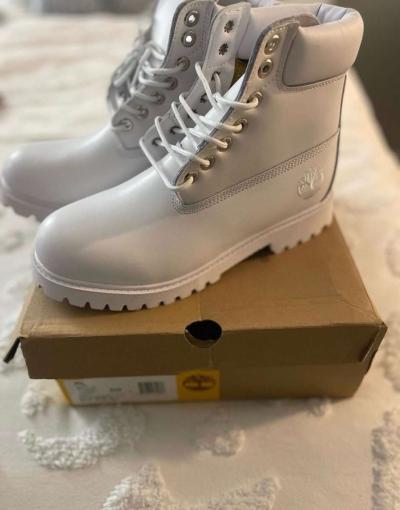 white leather timberland boots - Thumbnail 3