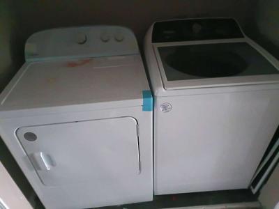 Washer and Dryer - Thumbnail 3