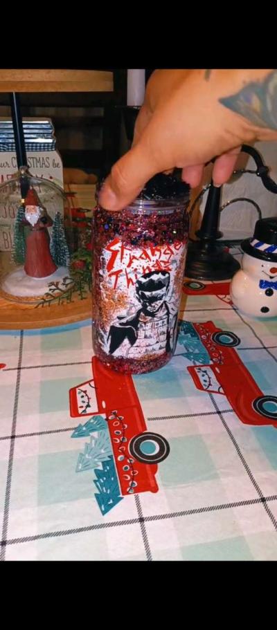 Stranger things Snowglobe tumblers - Thumbnail 2