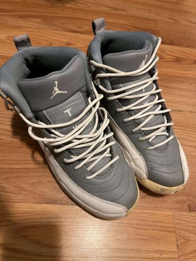 size 7 jordan 12s take for 20 - Thumbnail 3