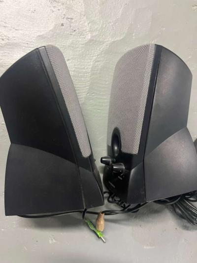 Used Harman Kardon Speakers with Power Supply - Thumbnail 4