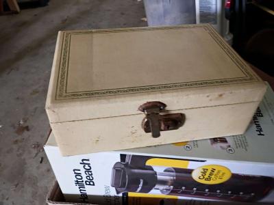 3 Old Antique Jewelry Boxes - Thumbnail 3