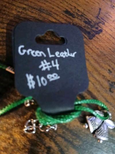 Green Leather Christmas Necklace pt1 - Thumbnail 4