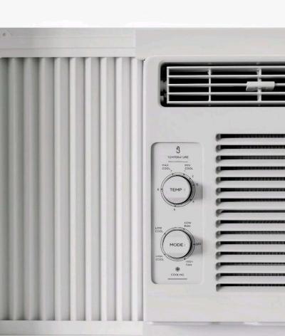 Airon Conditioner Unit in Window - Thumbnail 2