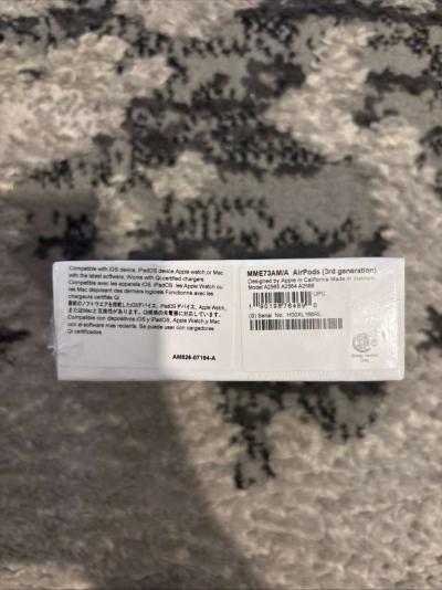 AirPods 3rd generation - Thumbnail 3