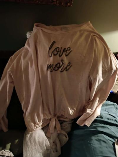 Tons OF Womans Cloths Sizes Very - Thumbnail 5