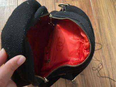 black Chanel bag with a red interior - Thumbnail 2
