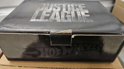 2017 SDCC Hot Wheels Batman Justice League Batmobile2017 SDC - Thumbnail 3