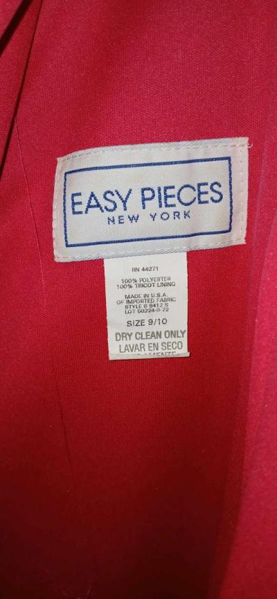 Dress Size 9 - Thumbnail 2