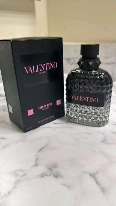 Valentino born in roma WANT GONE - Thumbnail 4
