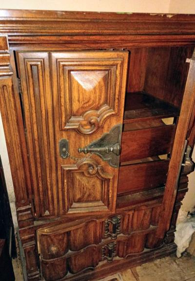 antique wooden cabinet with decorative designs - Thumbnail 3