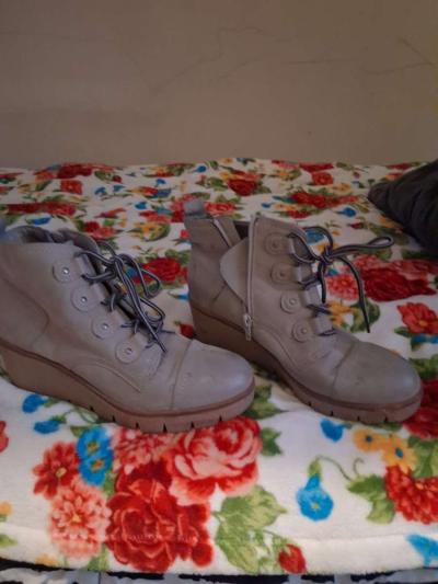 Mia Grant Gray Suede Wedge Boots - Thumbnail 2