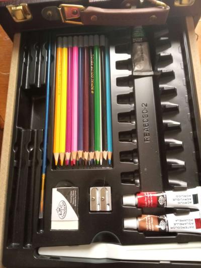 Travel easel complete with supplies - Thumbnail 2