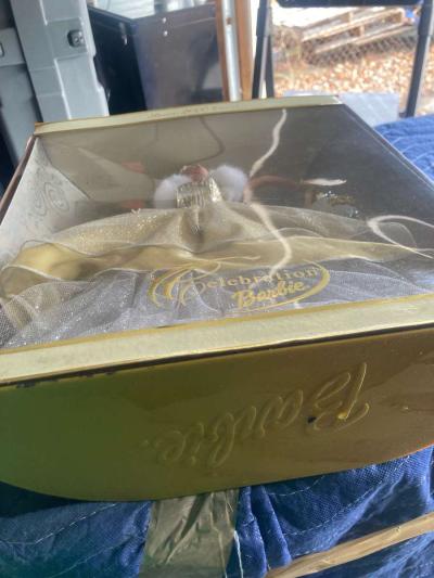 Millennium Special Edition Celebration Barbie - Thumbnail 2