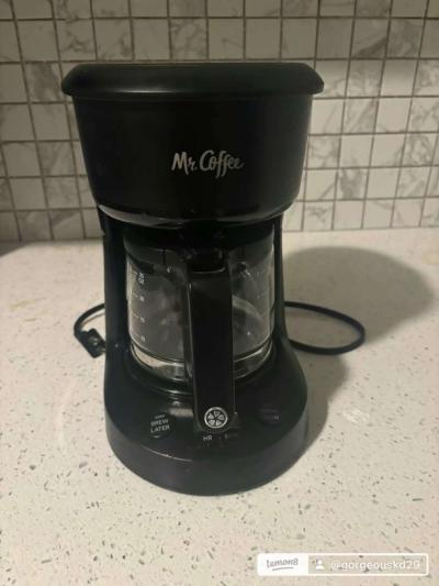 black coffee maker - Thumbnail 2