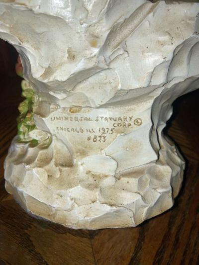 Universal Statuary Vintage Statue - Thumbnail 3