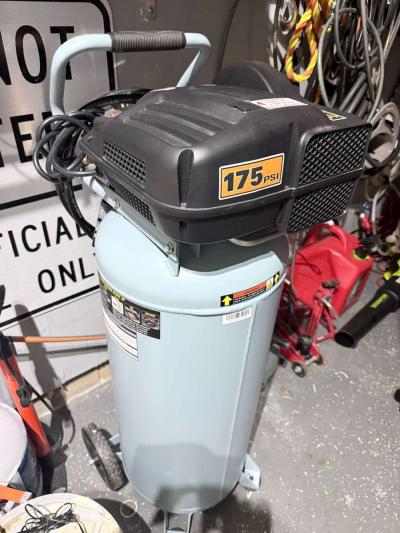McGraw 21 Gallon 175 PSI Vertical Air Compressor  Retractabl - Thumbnail 2
