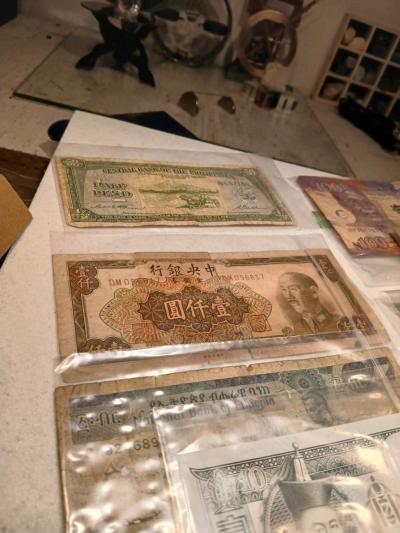 Collectable Money Lot - Thumbnail 4