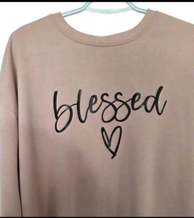 Womens 2xl sweatshirt - Thumbnail 2