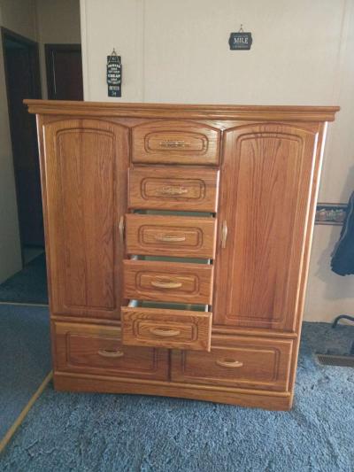 Bachelor Chest - Thumbnail 2