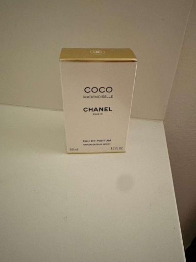 Coco Chanel - Thumbnail 1