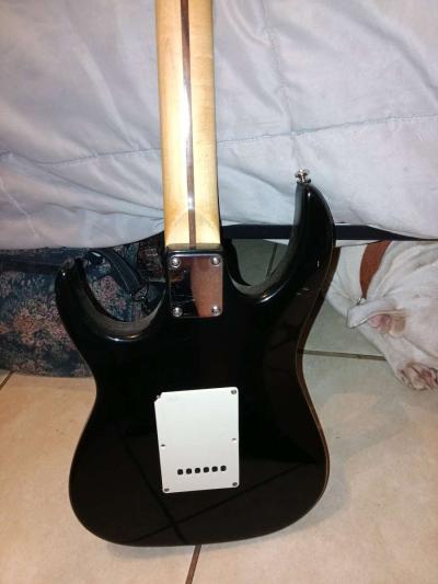 Ibanez left handed guitar - Thumbnail 3