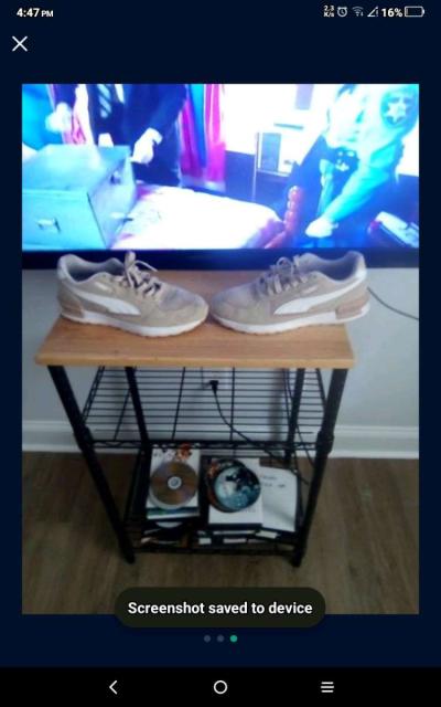 pumas tan suede size 9 mens