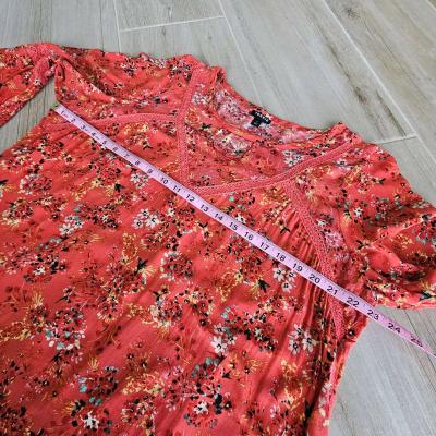 Torrid Size 1 Boho Orange Red Floral Top with Bell Sleeves - Thumbnail 5