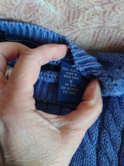 Blue sweater - Thumbnail 2