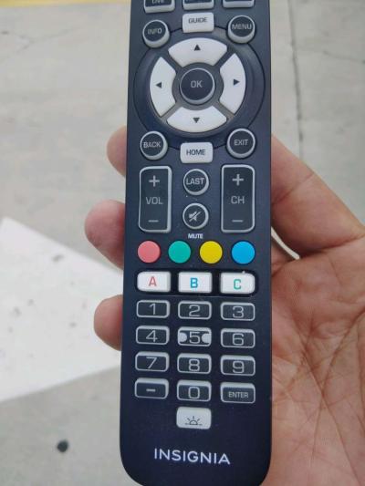 insignia remote control available today - Thumbnail 6