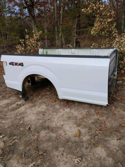 2015 2016 2017 2018 2019 2020 Ford f150 8 ft bed box white - Thumbnail 4