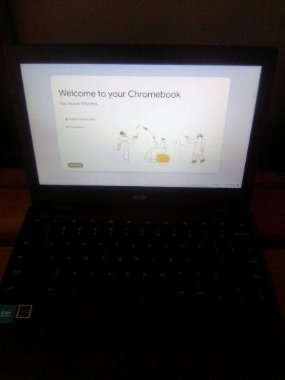 Chromebook - Thumbnail 3