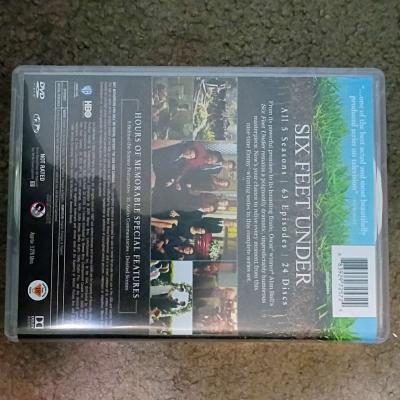 Six Feet Under The Complete Series USED 5season to watch - Thumbnail 2