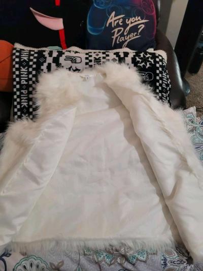 White Faux fur vest size 3x - Thumbnail 4