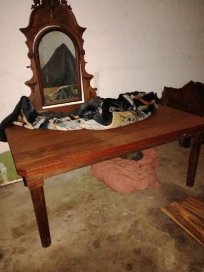old growth redwood dining table seats 8 comfortably - Thumbnail 4